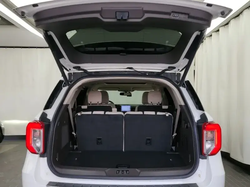2022 Ford Explorer с пробегом 77 013 км