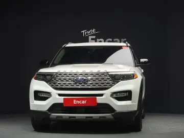 2022 Ford Explorer с пробегом 67 521 км