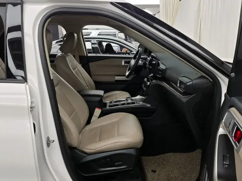 2022 Ford Explorer с пробегом 67 521 км