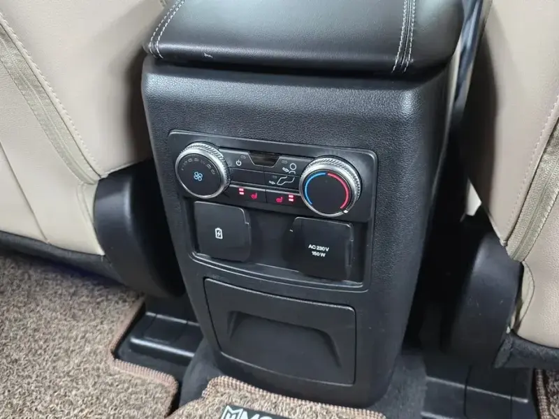 2022 Ford Explorer с пробегом 67 521 км
