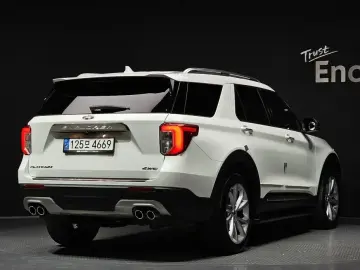 2021 Ford Explorer с пробегом 39 940 км