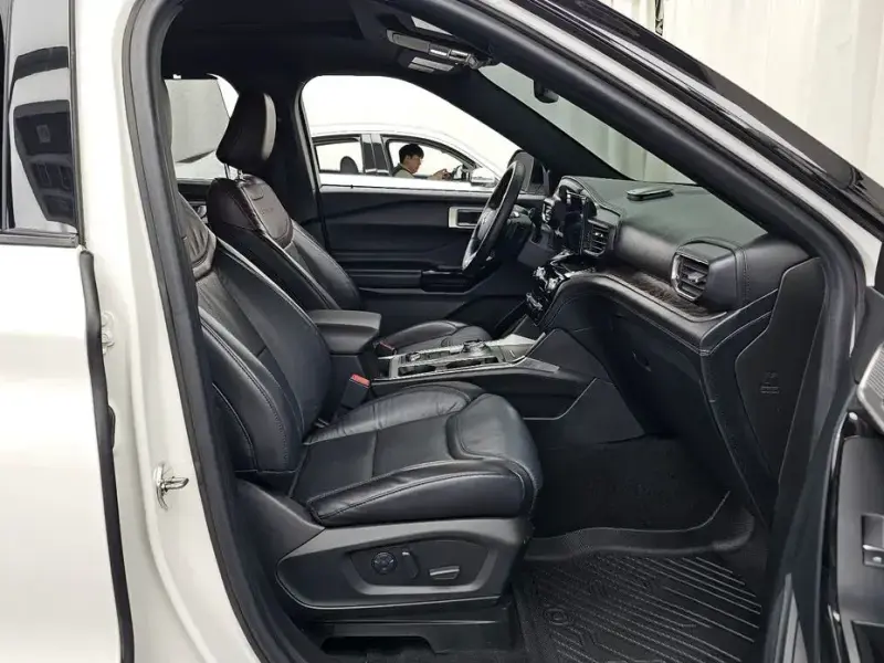 2021 Ford Explorer с пробегом 39 940 км