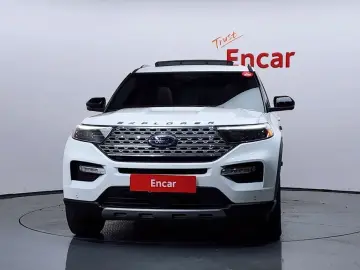 2022 Ford Explorer с пробегом 33 436 км