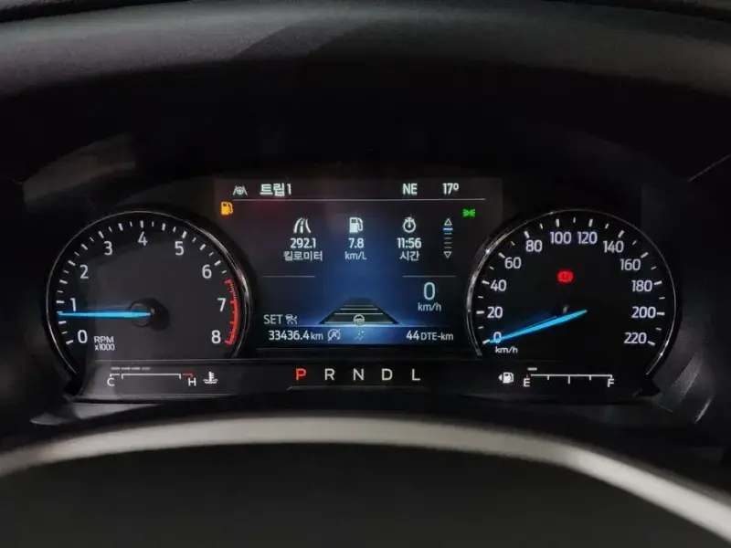 2022 Ford Explorer с пробегом 33 436 км