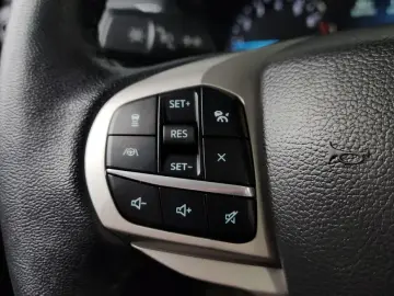 2022 Ford Explorer с пробегом 33 436 км
