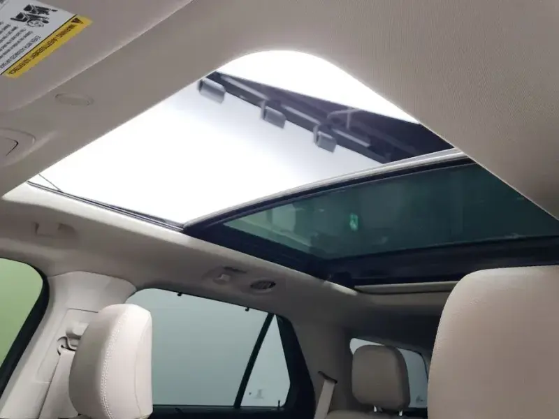2022 Ford Explorer с пробегом 33 436 км