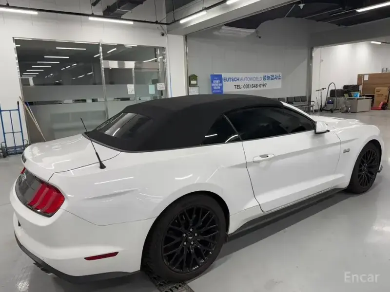 2022 Ford Mustang с пробегом 34 292 км