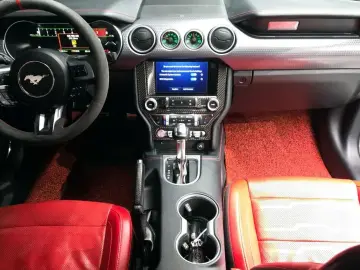 2019 Ford Mustang с пробегом 114 514 км