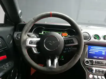 2019 Ford Mustang с пробегом 114 514 км