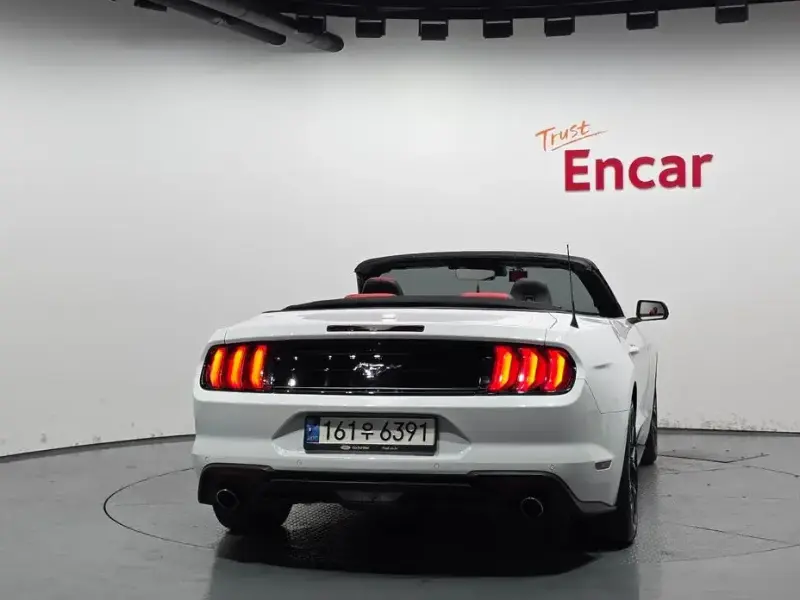2021 Ford Mustang с пробегом 47 348 км