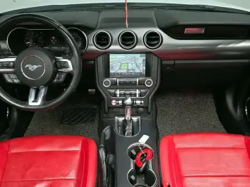 2021 Ford Mustang с пробегом 47 348 км