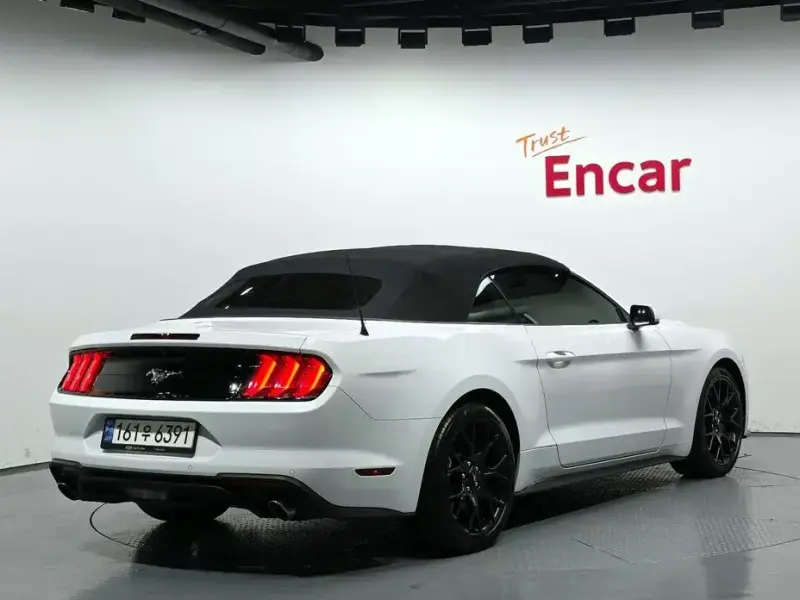 2021 Ford Mustang с пробегом 47 348 км
