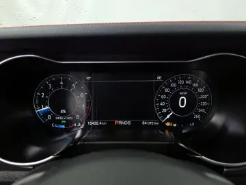2022 Ford Mustang с пробегом 15 432 км