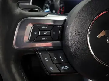 2022 Ford Mustang с пробегом 15 432 км