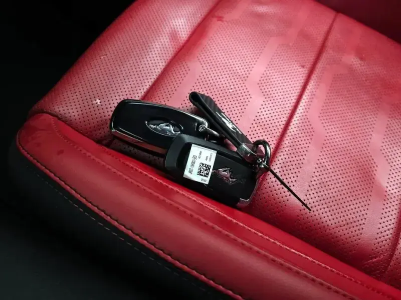 2022 Ford Mustang с пробегом 15 432 км