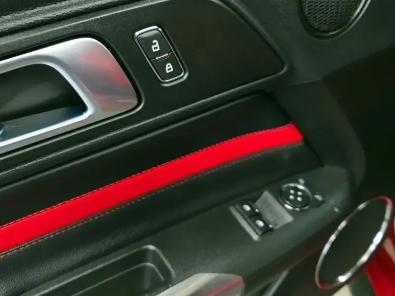2022 Ford Mustang с пробегом 15 432 км