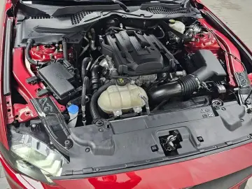 2022 Ford Mustang с пробегом 62 067 км