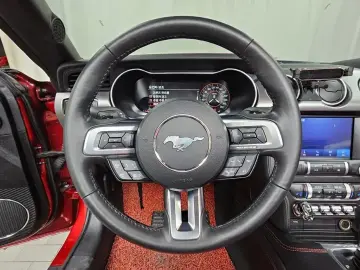 2022 Ford Mustang с пробегом 62 067 км