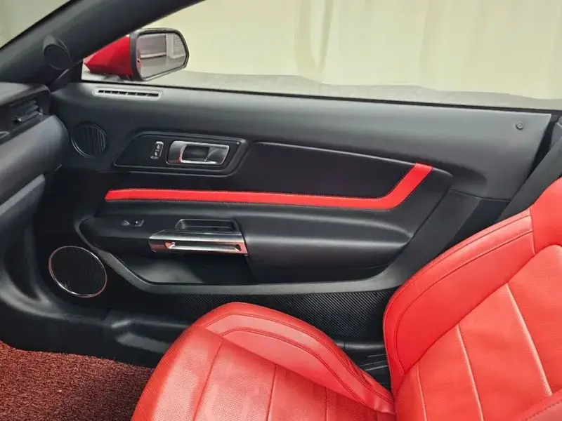 2022 Ford Mustang с пробегом 62 067 км