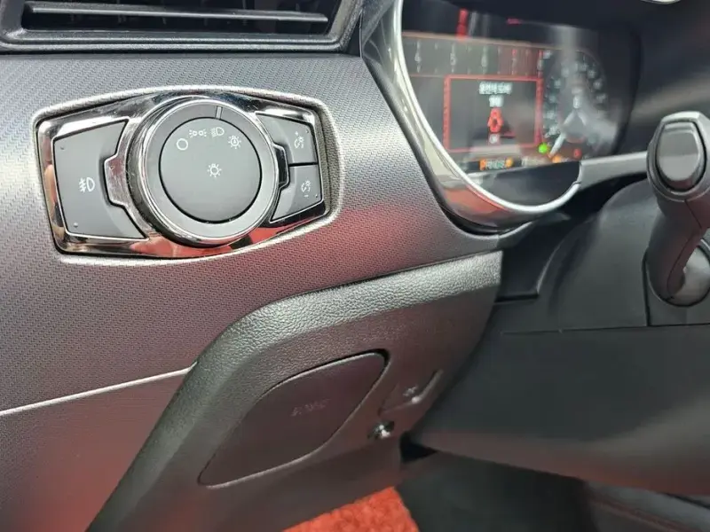 2022 Ford Mustang с пробегом 62 067 км