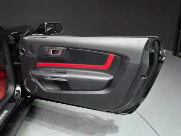 2019 Ford Mustang с пробегом 117 560 км