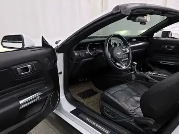2022 Ford Mustang с пробегом 41 494 км
