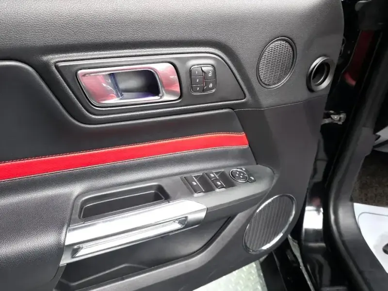2019 Ford Mustang с пробегом 90 106 км