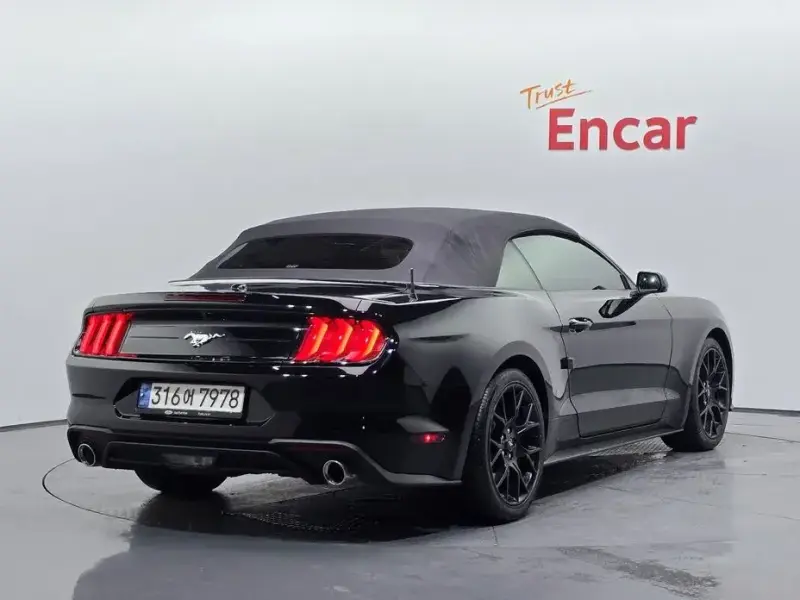 2021 Ford Mustang с пробегом 68 679 км
