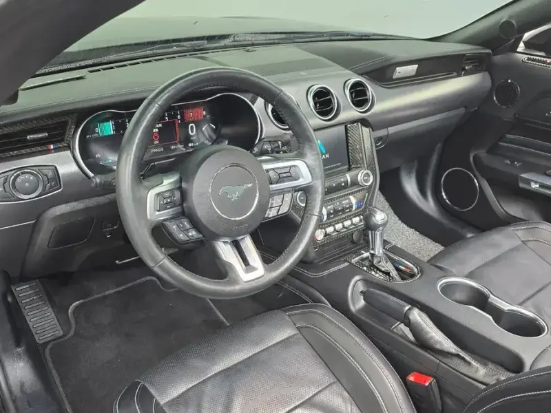 2021 Ford Mustang с пробегом 68 679 км
