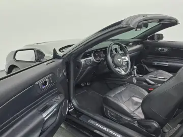 2021 Ford Mustang с пробегом 68 679 км