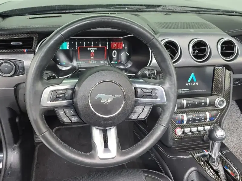 2021 Ford Mustang с пробегом 68 679 км