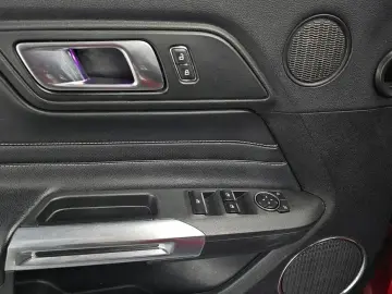 2021 Ford Mustang с пробегом 104 022 км
