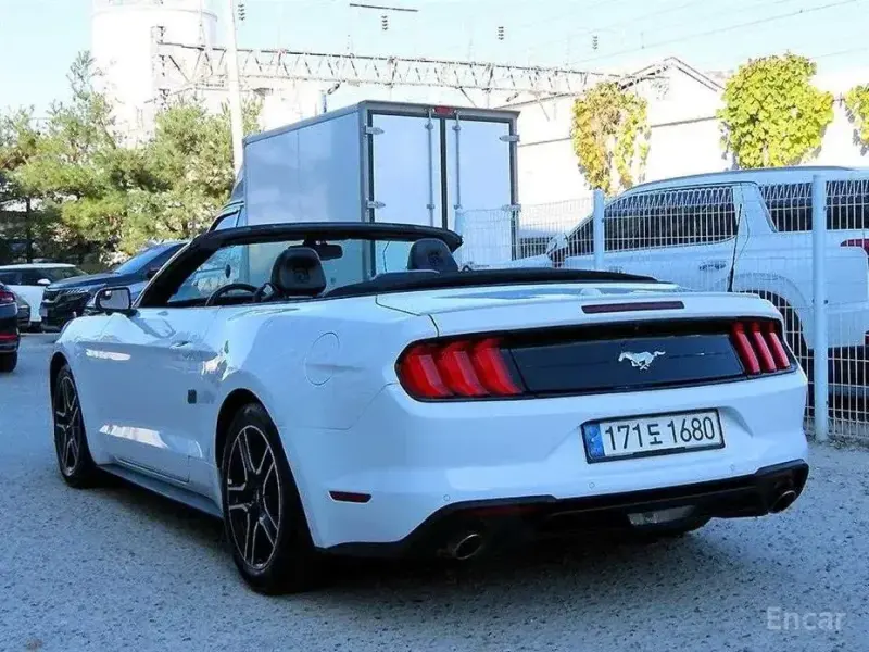 2020 Ford Mustang с пробегом 61 660 км