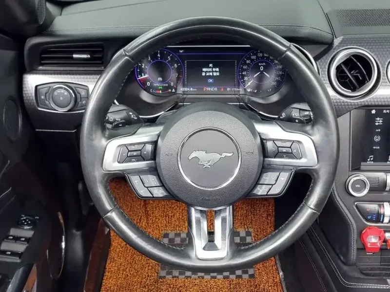 2019 Ford Mustang с пробегом 42 324 км