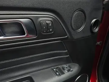 2019 Ford Mustang с пробегом 60 414 км