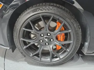 2019 Ford Mustang с пробегом 106 680 км