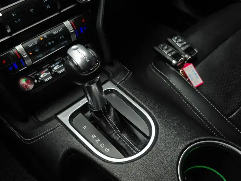 2019 Ford Mustang с пробегом 106 680 км