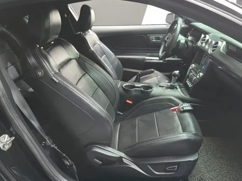 2019 Ford Mustang с пробегом 106 680 км