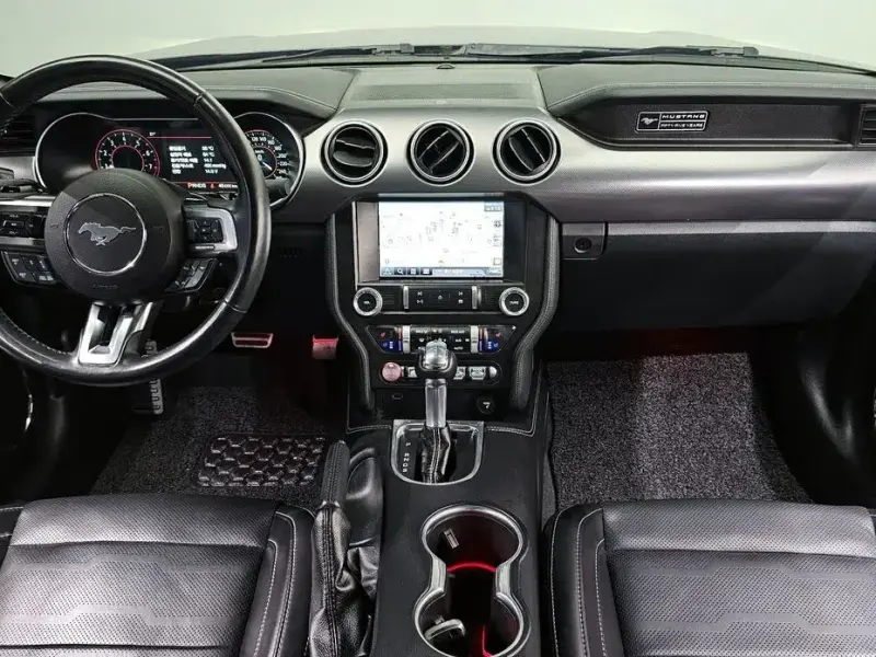 2020 Ford Mustang с пробегом 68 605 км
