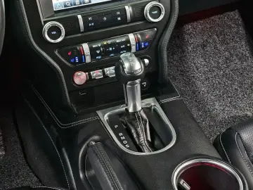 2020 Ford Mustang с пробегом 68 605 км