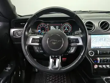 2020 Ford Mustang с пробегом 68 605 км