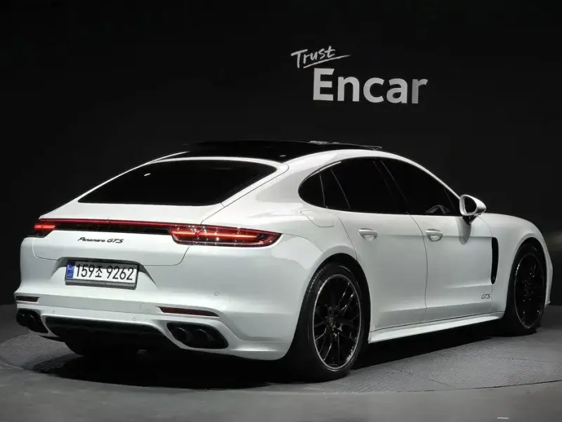 2020 Porsche Panamera с пробегом 53 518 км