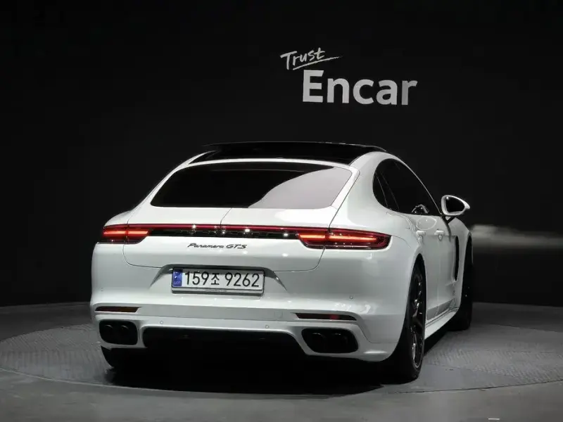 2020 Porsche Panamera с пробегом 53 518 км