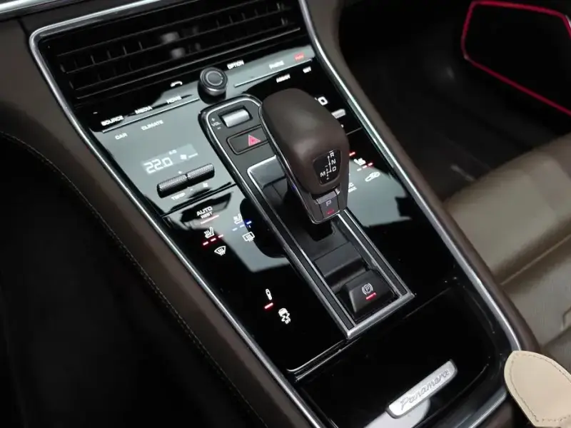2020 Porsche Panamera с пробегом 53 518 км