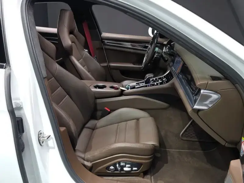 2020 Porsche Panamera с пробегом 53 518 км