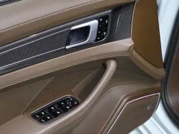 2020 Porsche Panamera с пробегом 53 518 км