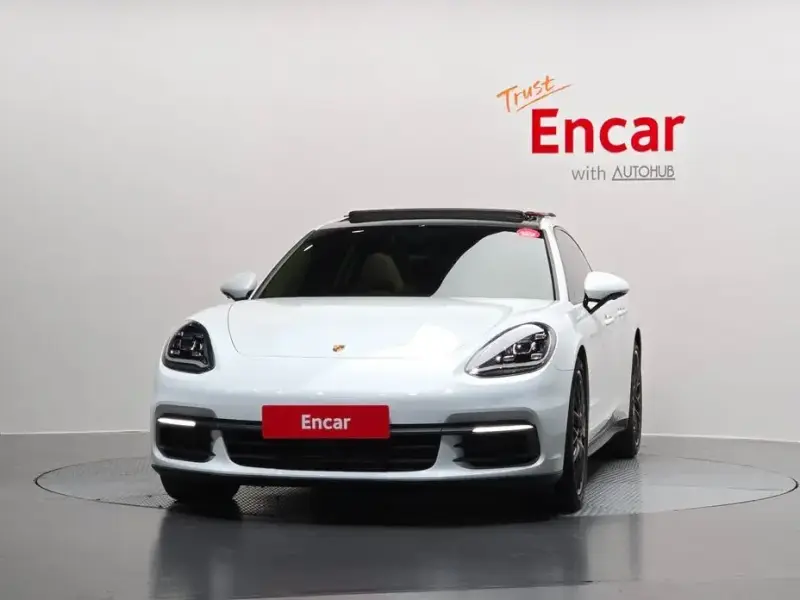 2018 Porsche Panamera с пробегом 27 239 км
