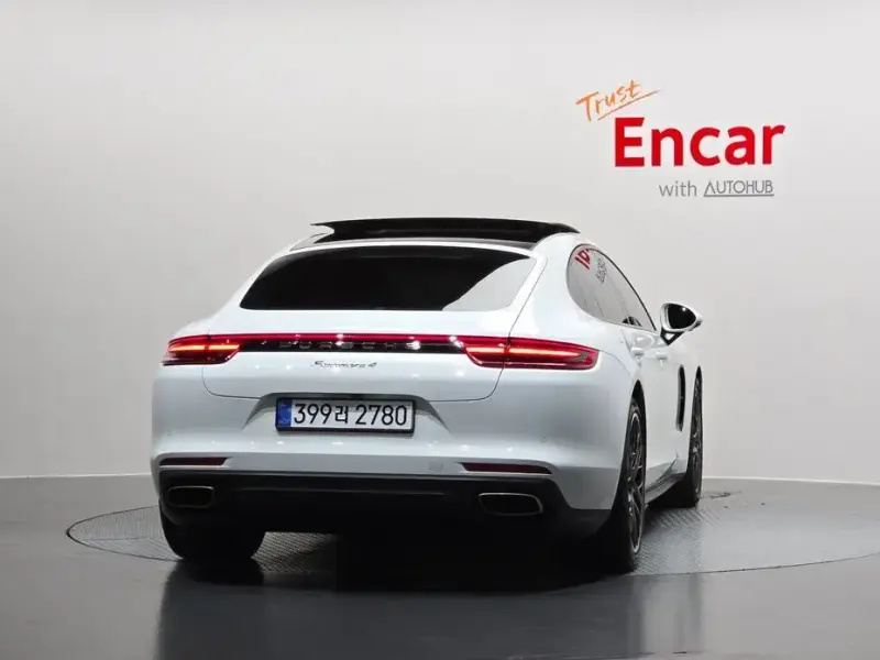 2018 Porsche Panamera с пробегом 27 239 км