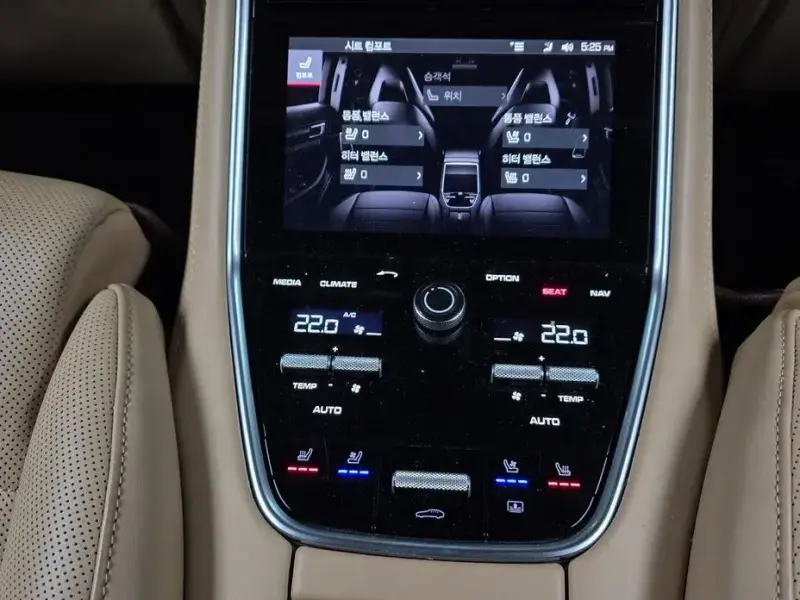 2018 Porsche Panamera с пробегом 27 239 км