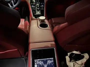 2019 Porsche Panamera с пробегом 55 000 км
